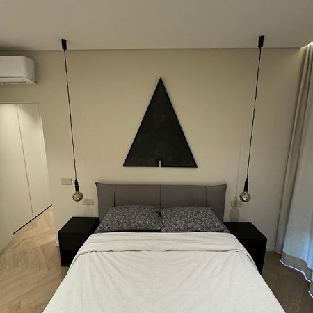 Duca Dei Navigli - Luxury Apartment In Milano Eksteriør billede