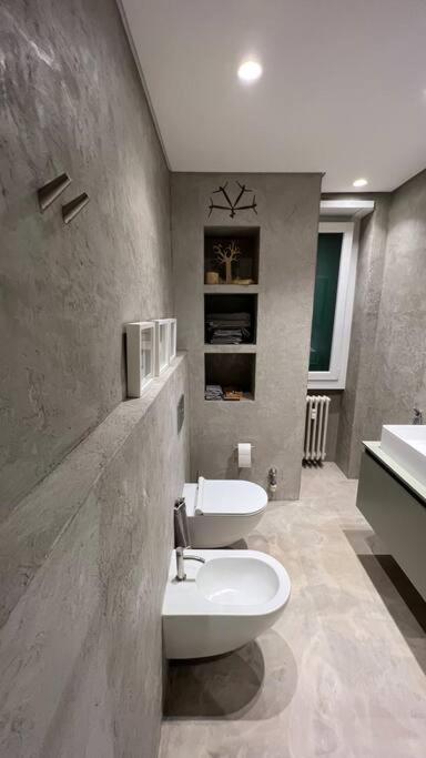 Duca Dei Navigli - Luxury Apartment In Milano Eksteriør billede