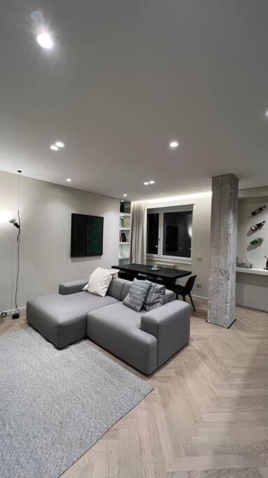 Duca Dei Navigli - Luxury Apartment In Milano Eksteriør billede