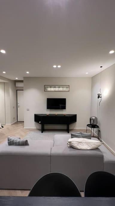 Duca Dei Navigli - Luxury Apartment In Milano Eksteriør billede