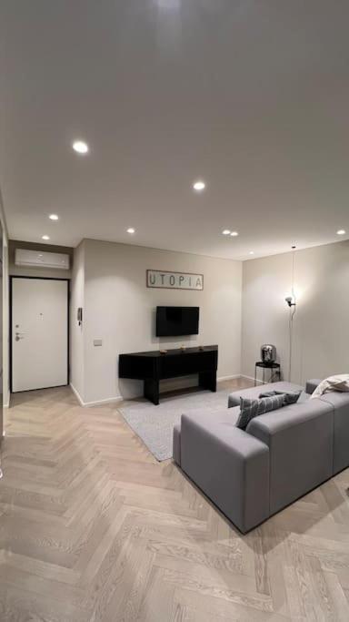 Duca Dei Navigli - Luxury Apartment In Milano Eksteriør billede